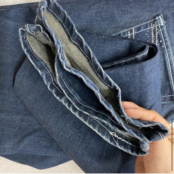 Wrangler Q Baby Med Dark Wash Mid Rise Straight Leg Jeans 9/10 - Picture 8 of 15